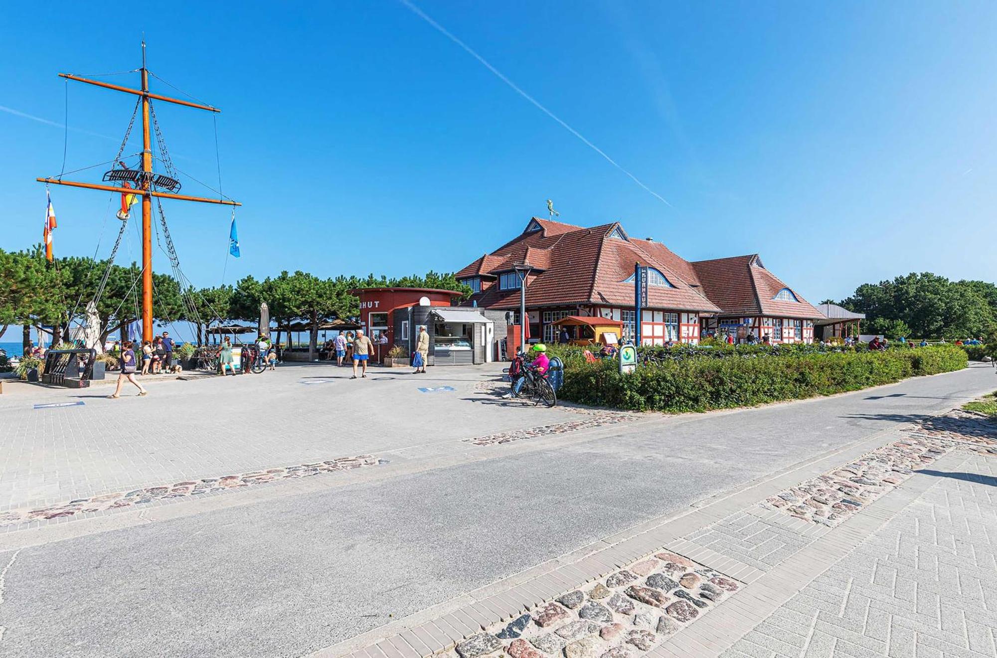 Kleine Freiheit An Der Seebruecke Zingst Luaran gambar